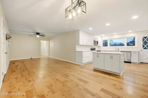 Campbellsburg, KY 40011,598 Old Carmon Rd