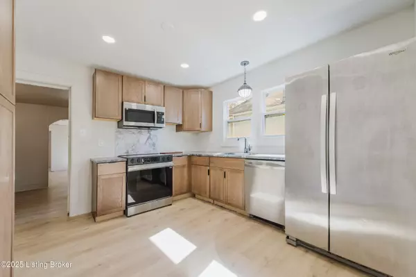 Louisville, KY 40212,405 N 38th St