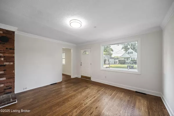 Louisville, KY 40215,1123 W Whitney Ave