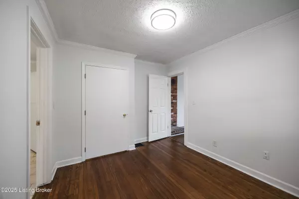 Louisville, KY 40215,1123 W Whitney Ave