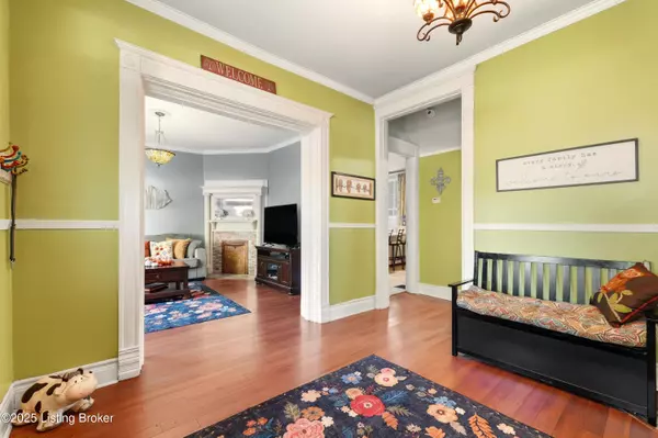 Louisville, KY 40204,2210 Grinstead Dr