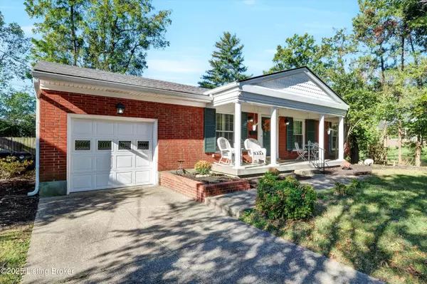 Louisville, KY 40207,318 Castleview Dr
