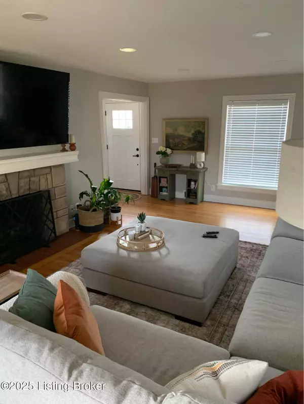 Norbourne Estates, KY 40207,405 Breckenridge Ln