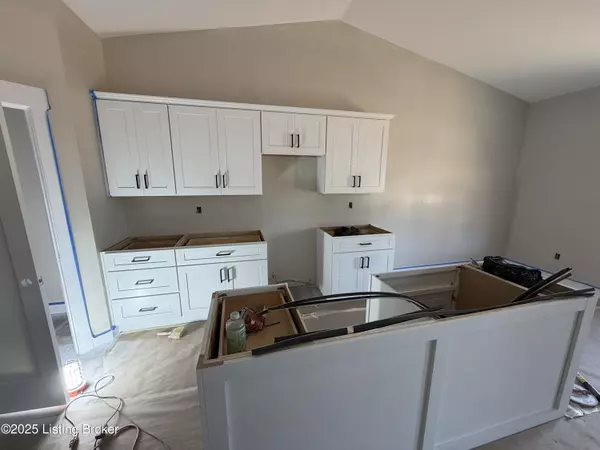 Brandenburg, KY 40108,52 Betty Boyd Ln