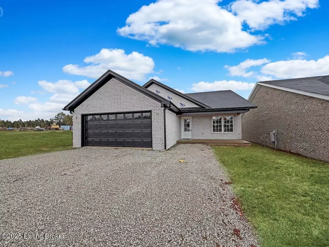 Brandenburg, KY 40108,15 Paislynne Ct