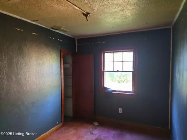 Louisville, KY 40299,6311 Chenoweth Run Rd