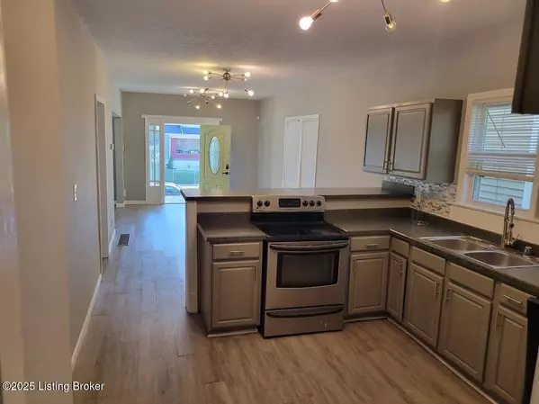 Louisville, KY 40212,130 N 40th St