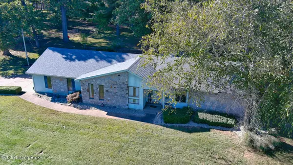 Radcliff, KY 40160,102 Thicket Ct
