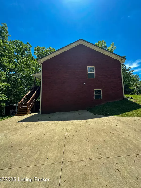 Brandenburg, KY 40108,68 Lonnie Lawson Ct