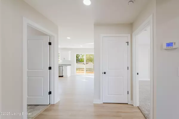 Elizabethtown, KY 42701,112 Miles Pass