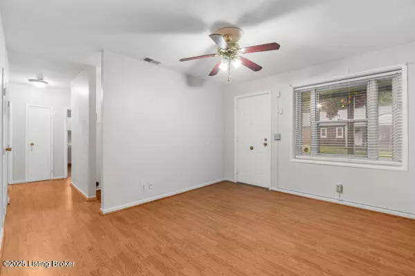 Louisville, KY 40210,1704 De Soto TER