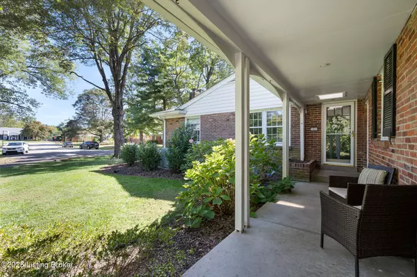 Louisville, KY 40222,7500 Tudor Ct