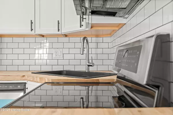 Eminence, KY 40019,205 Elm St