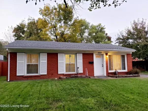 2227 Paris Dr, Louisville, KY 40218