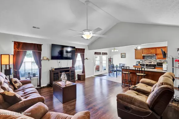 Mt Washington, KY 40047,178 1st St