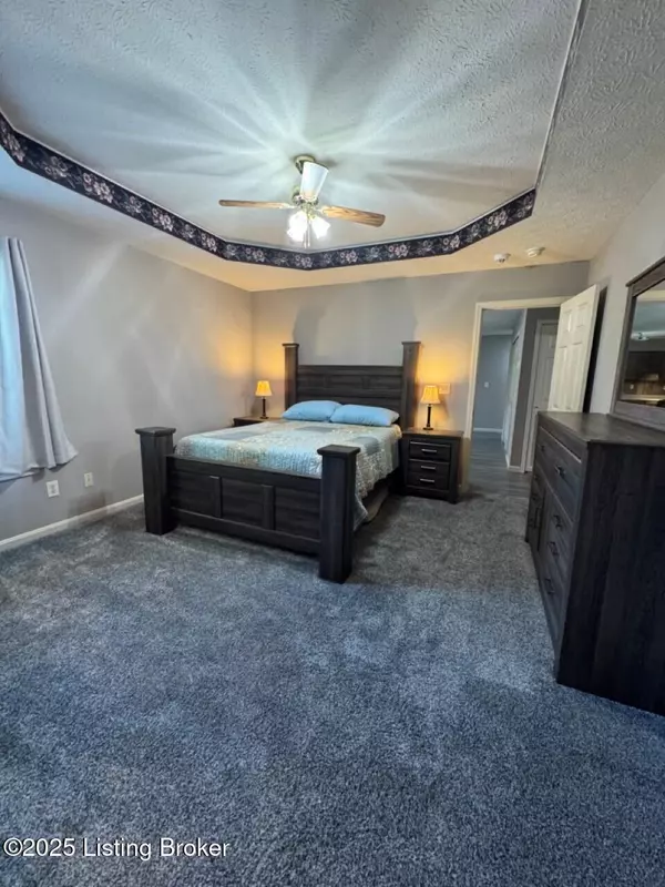 Radcliff, KY 40160,306 Valley View Dr