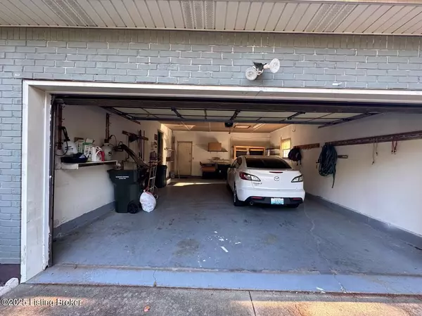 Radcliff, KY 40160,306 Valley View Dr