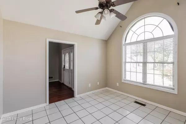 Fairdale, KY 40118,9303 Longhorn Ct