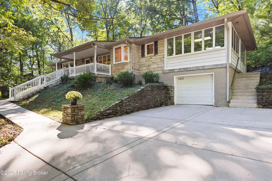 322 Kenwood Hill Rd, Louisville, KY 40214
