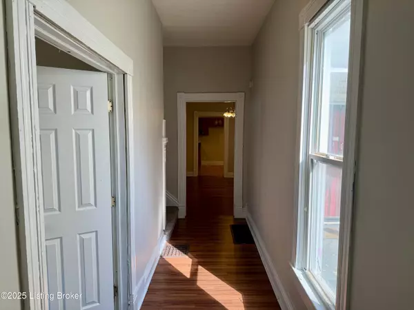 Louisville, KY 40210,2017 W Burnett Ave