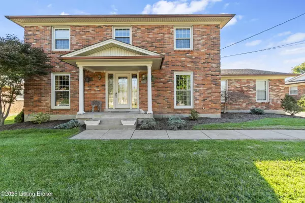6614 Hollow Tree Rd, Louisville, KY 40228
