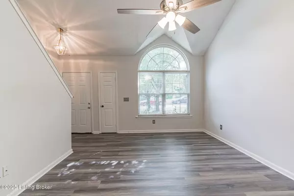 Louisville, KY 40299,4329 Willowview Blvd