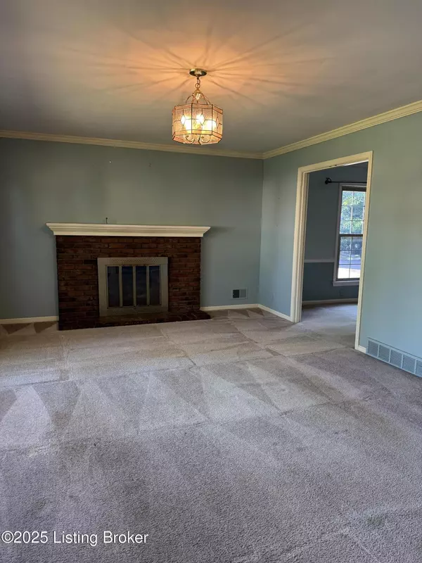 Louisville, KY 40242,9816 Tiverton WAY