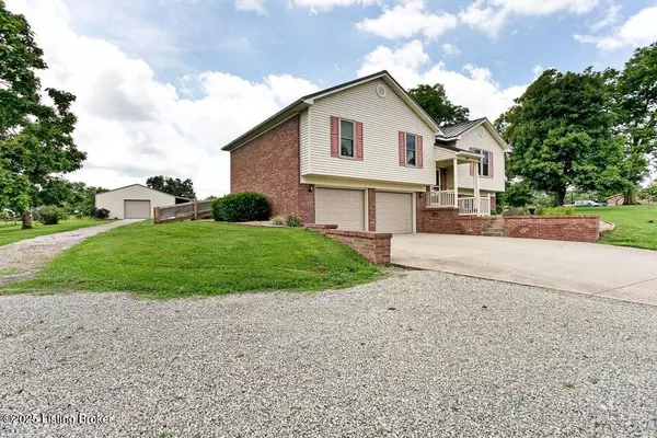 843 Hobbs Ln, Coxs Creek, KY 40013