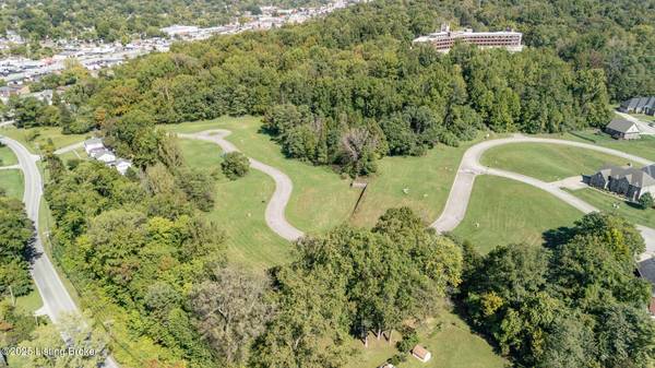 4515 E Pages Ln, Louisville, KY 40272