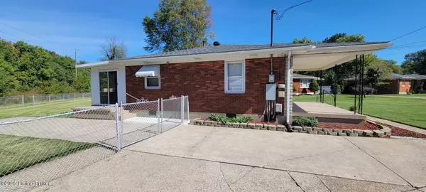 Louisville, KY 40216,5709 Undine Dr