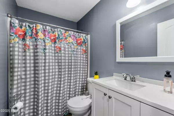 Elizabethtown, KY 42701,1105 Emory Rd