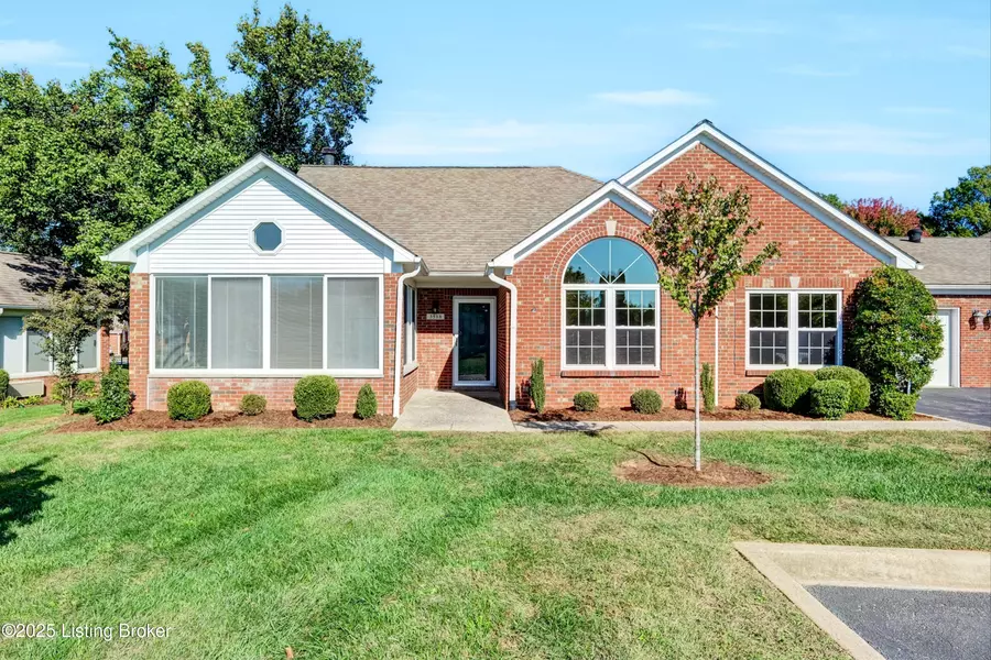 3518 Saint Andrews Village Cir, Louisville, KY 40241