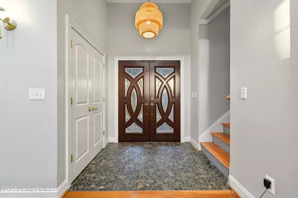 Jeffersontown, KY 40220,8606 Binnacle Ct