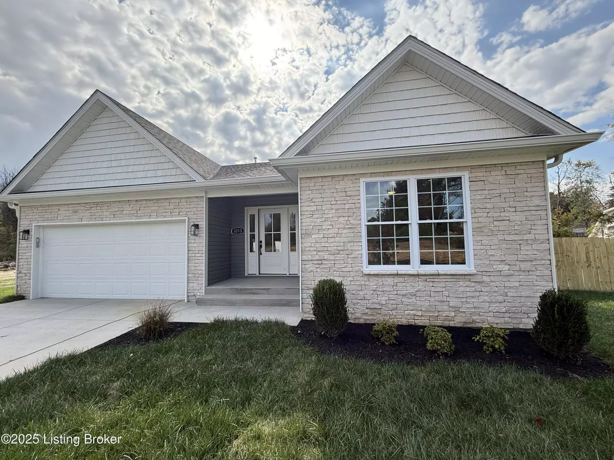 Louisville, KY 40228,8213 Roseborough Rd