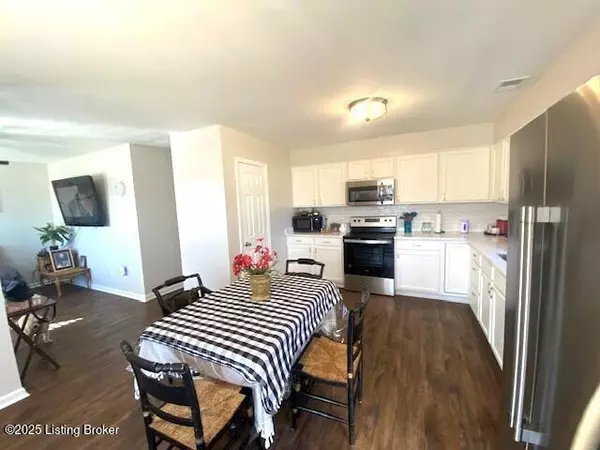 Eminence, KY 40019,164 W Owen St