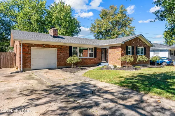 Louisville, KY 40220,4003 Blossomwood Dr