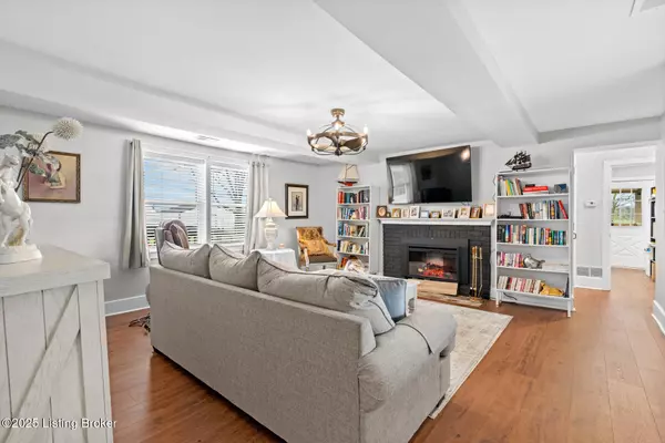 Fisherville, KY 40023,1815 Hochstrasser Rd