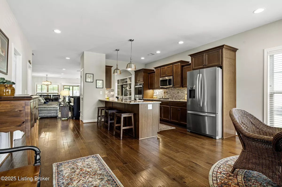 La Grange, KY 40031,842 Artisan Pkwy