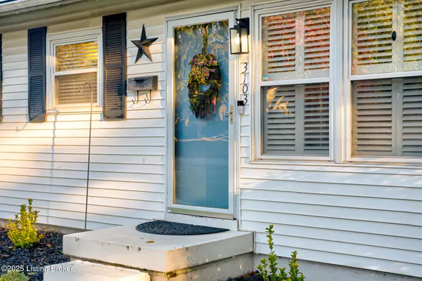 Jeffersontown, KY 40299,3103 Lynnwood WAY