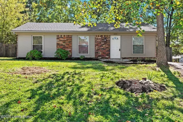 8215 Candelabrum Pl, Louisville, KY 40214