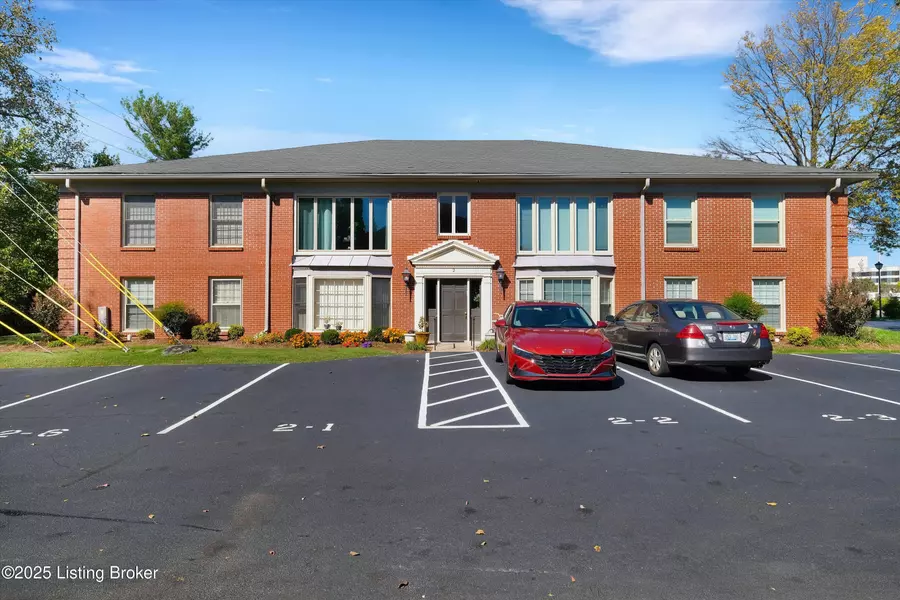 2 Dupont WAY #7, Louisville, KY 40207