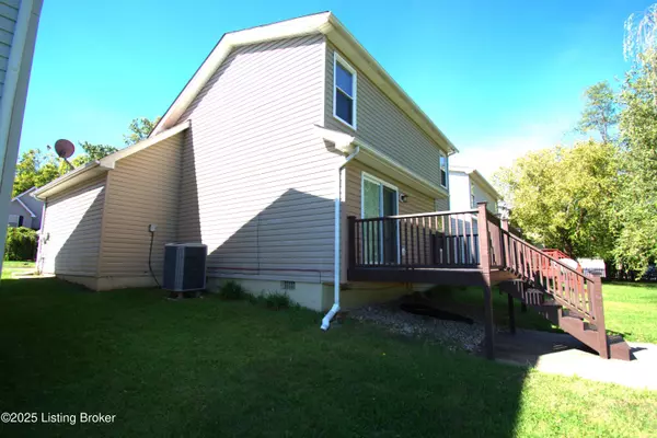 Louisville, KY 40299,10407 Pinoak View Dr