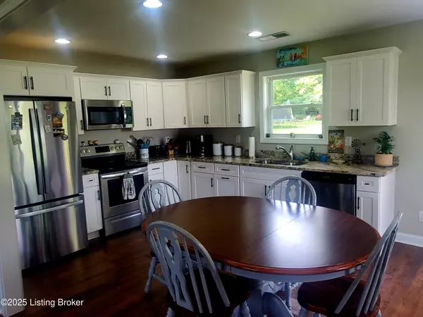 Shelbyville, KY 40065,1017 Heinsville Rd