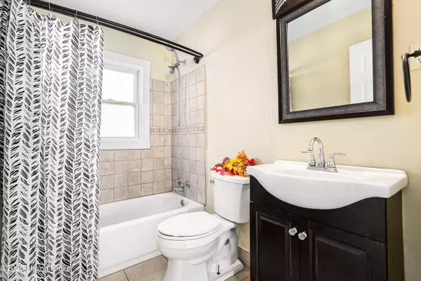 Fairdale, KY 40118,9728 Mason Ln