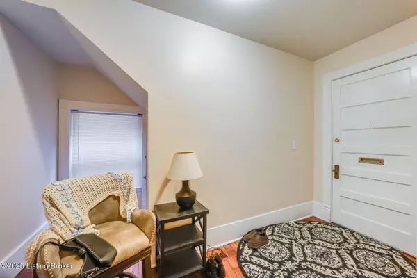 Louisville, KY 40204,1040 Everett Ave