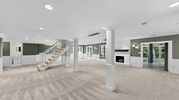 Louisville, KY 40245,14400 Maple Ridge Pl