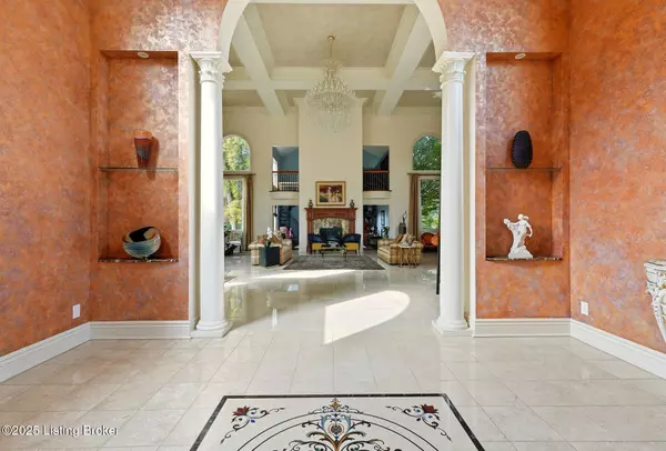 Prospect, KY 40059,6 Wolf Pen Ln