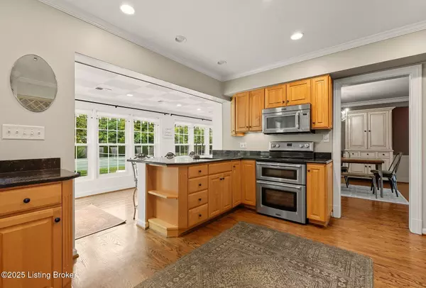 Louisville, KY 40222,9 Glenwood Rd