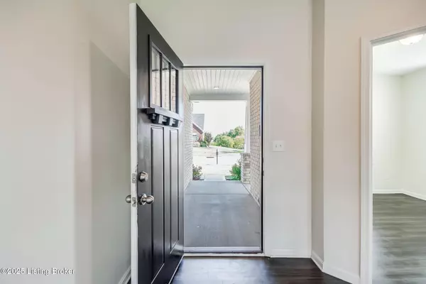 Louisville, KY 40245,16404 Rockcrest View Ln