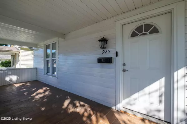 Louisville, KY 40215,925 W Evelyn Ave